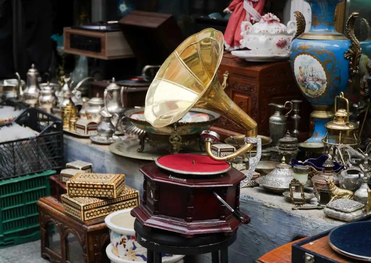 How To Store Antiques and Heirlooms