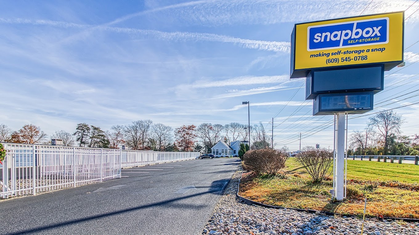 Snapbox Self Storage – Roosevelt Blvd